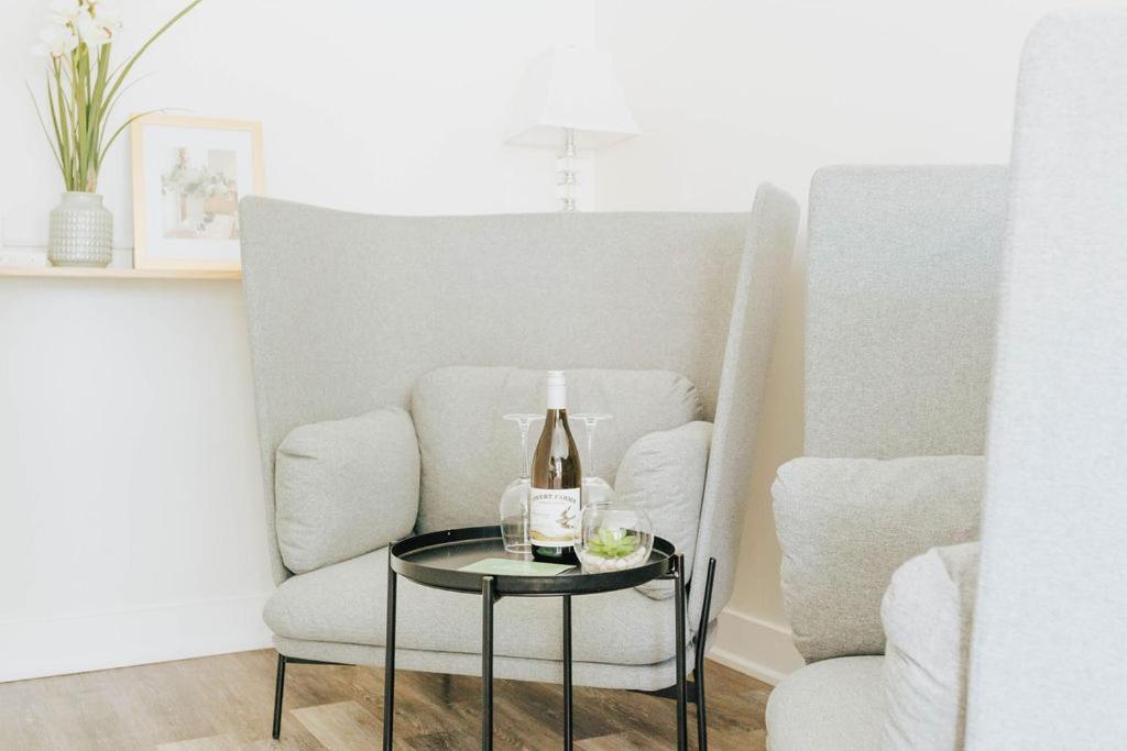 Naramata Courtyard Suites Ngoại thất bức ảnh